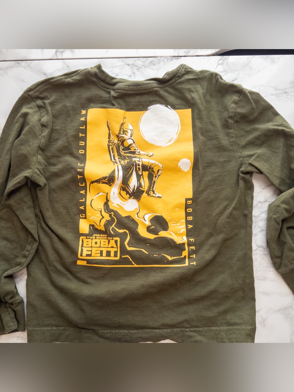 EUC Star Wars Boba Fett Gap boy long sleeve t-shirt olive